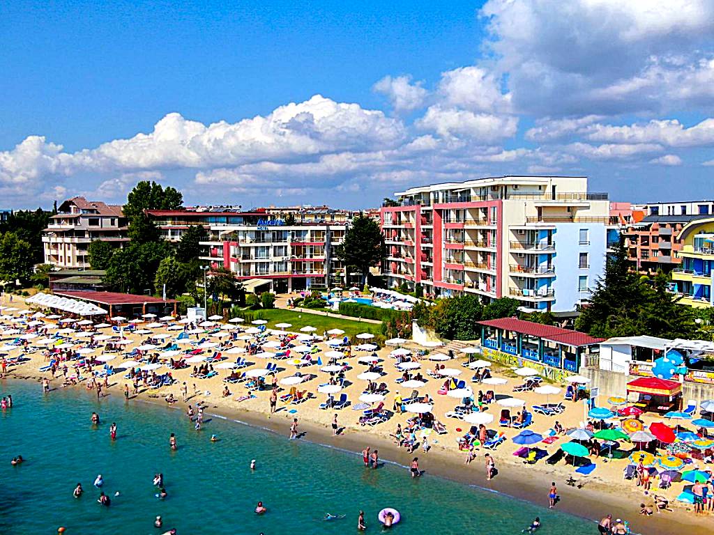 Aurelia Beach Complex