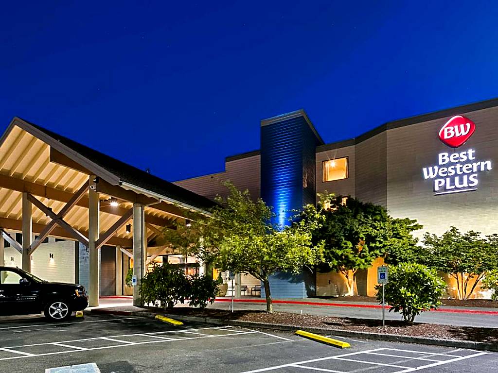 Best Western Plus Silverdale Beach Hotel