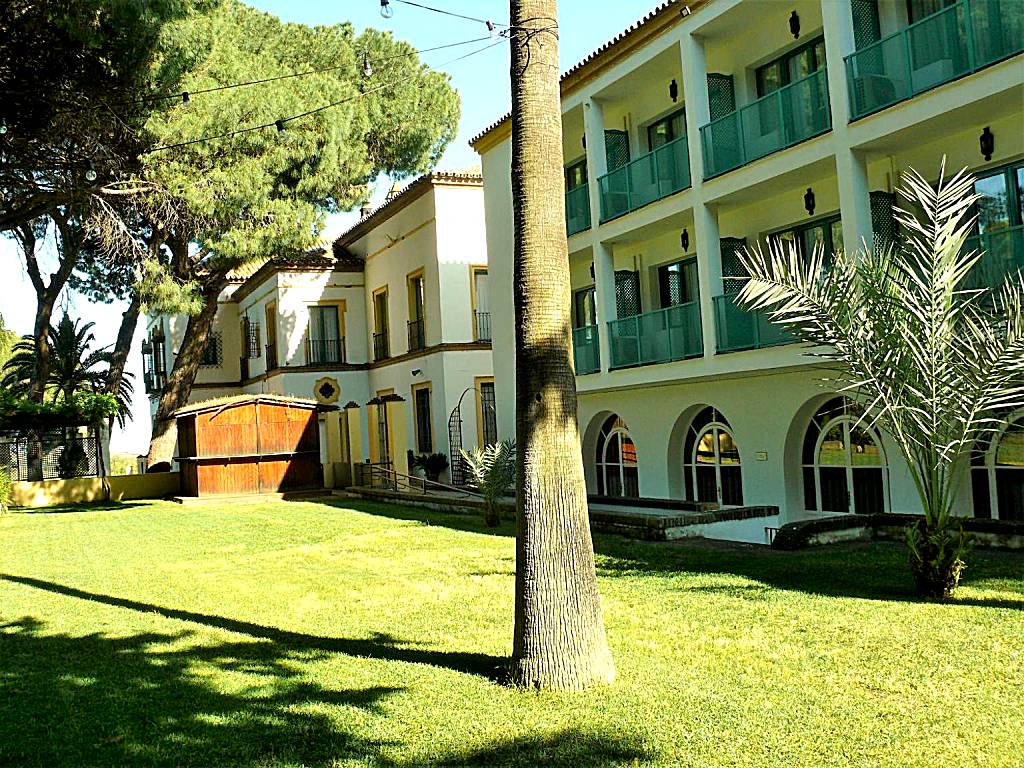 Hotel Oromana