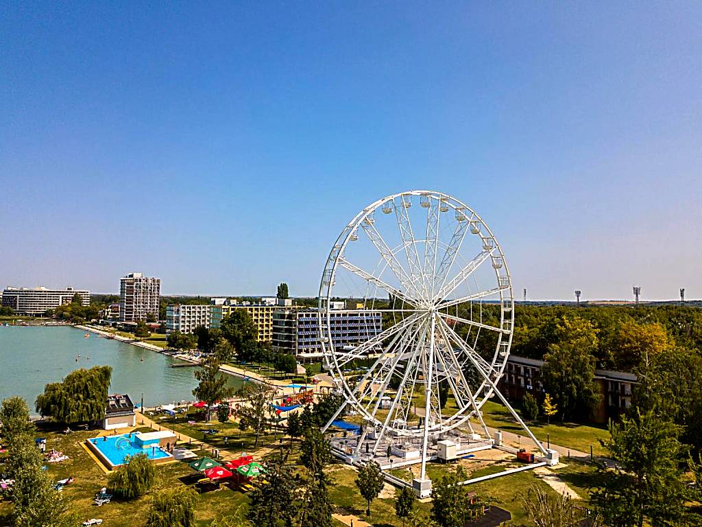 Holiday Hotel Siófok