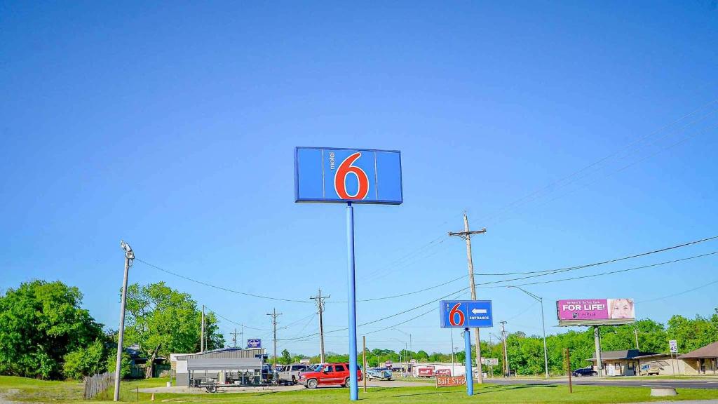 Motel 6-Atoka, OK