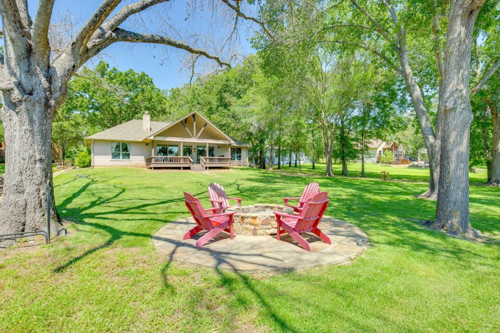 Eustace Lakefront House with Private Dock and Views!