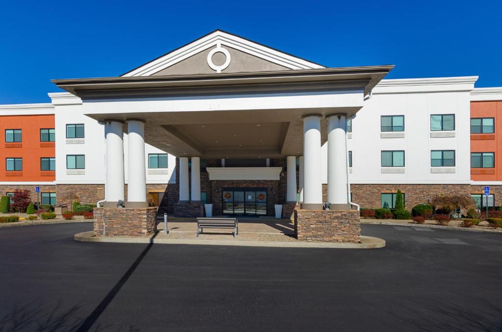 Holiday Inn Express Hotel & Suites Weston, an IHG Hotel